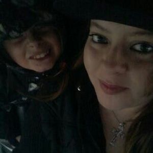 Meet your Posher, Laurie